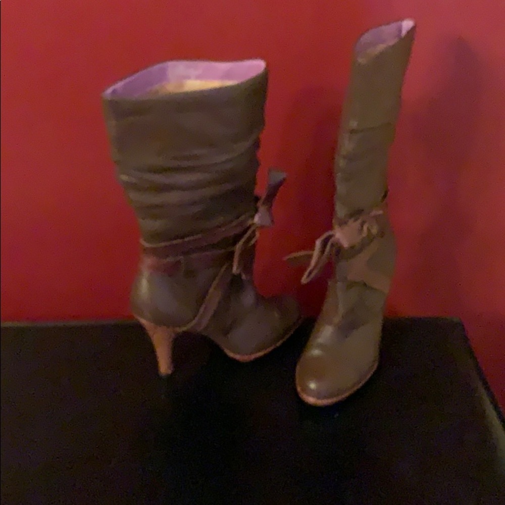 High heeled Kenzie boots- Size 7.5